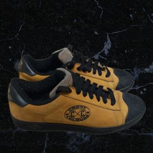 Vintage Cross Colours Sneakers